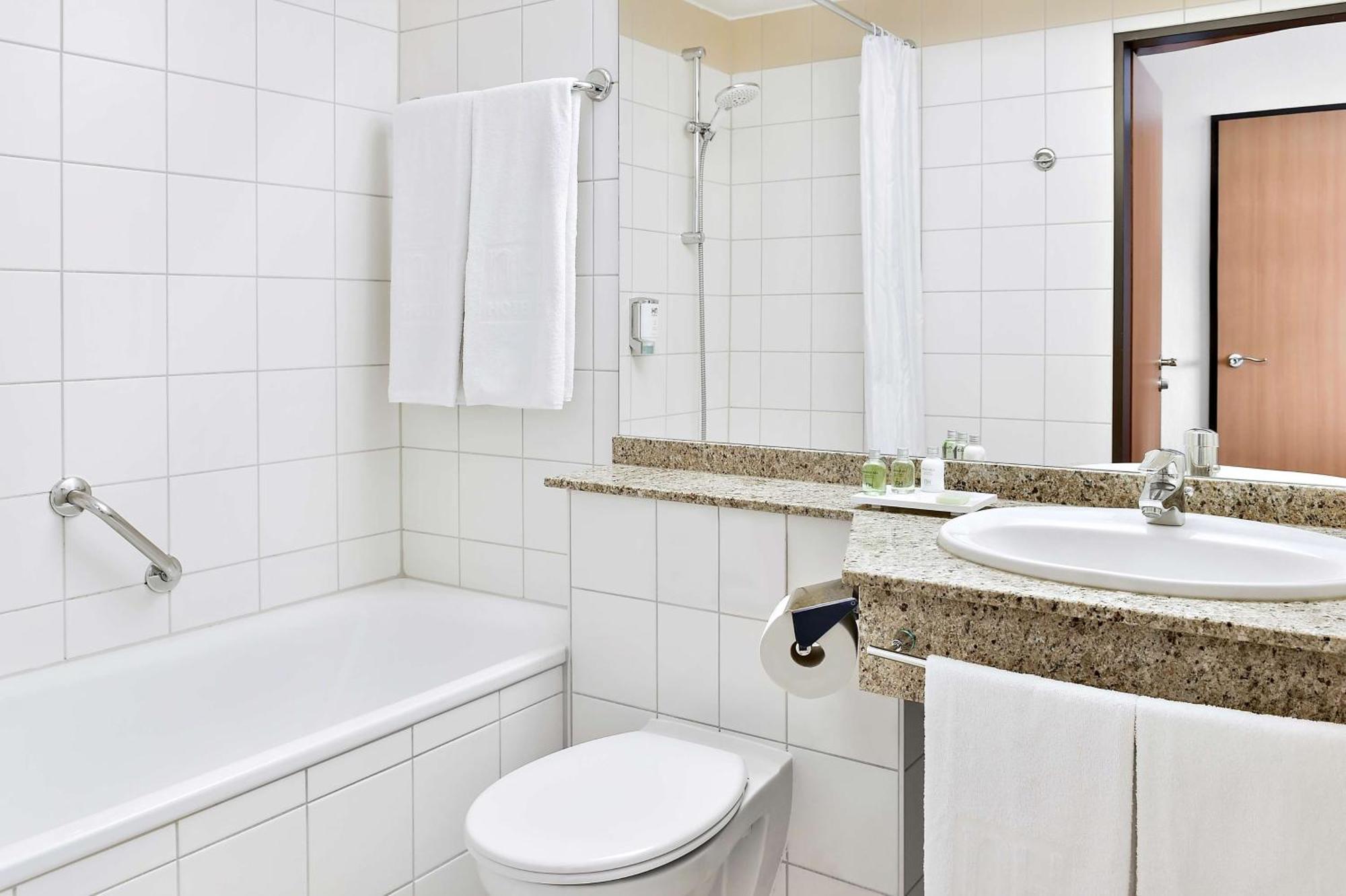 Nh Mannheim Viernheim Hotel Ngoại thất bức ảnh