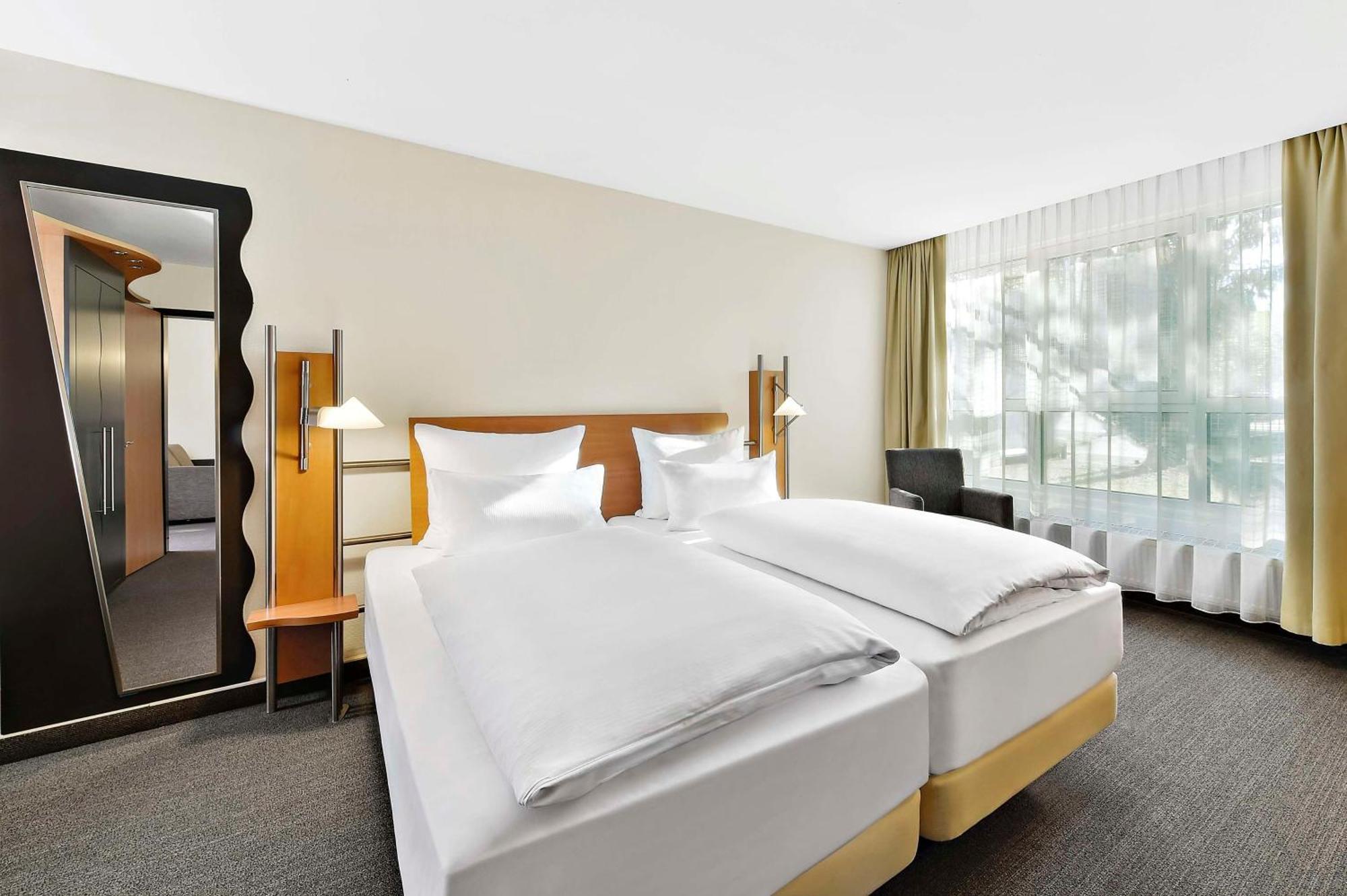 Nh Mannheim Viernheim Hotel Ngoại thất bức ảnh
