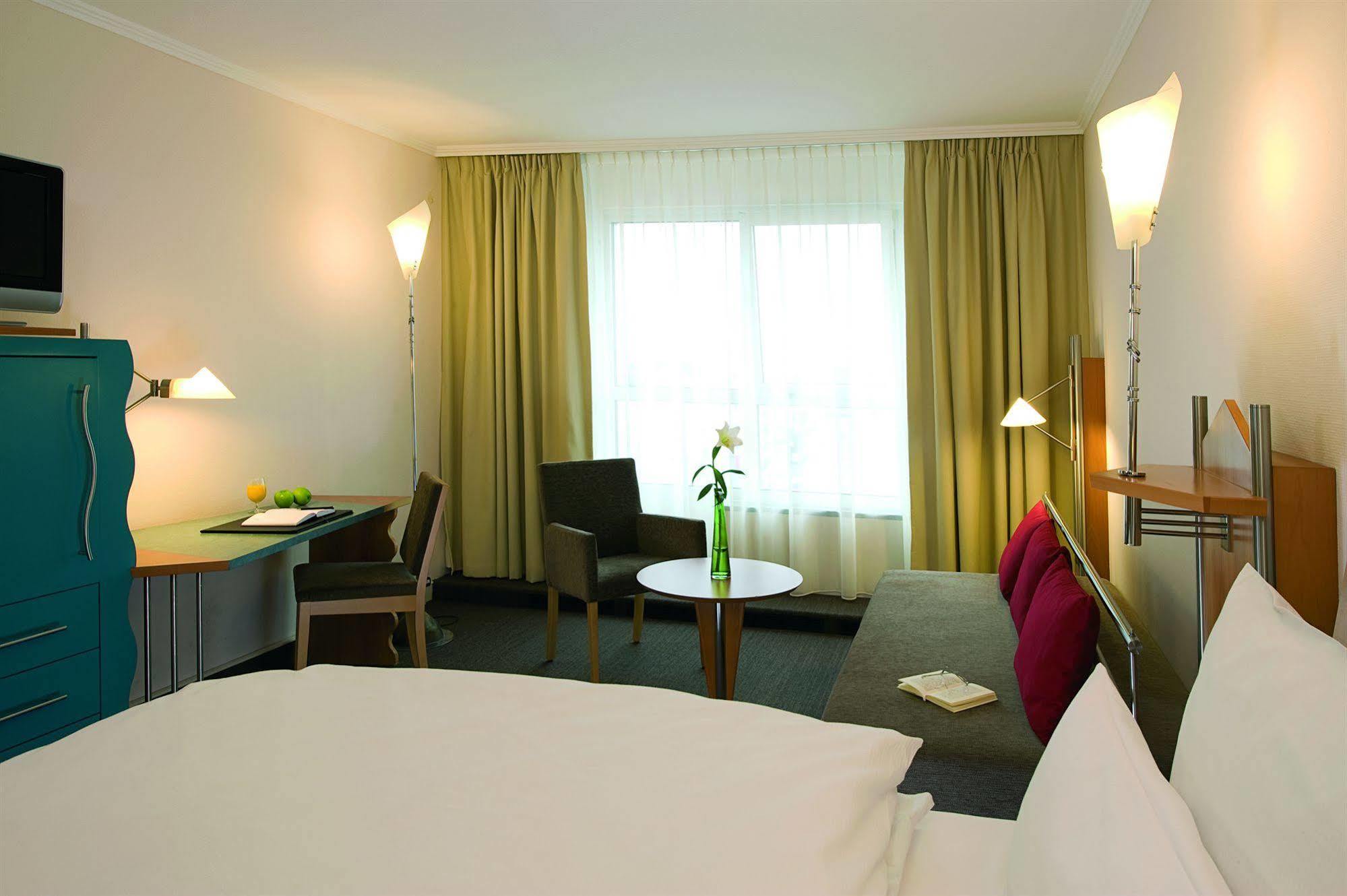Nh Mannheim Viernheim Hotel Ngoại thất bức ảnh